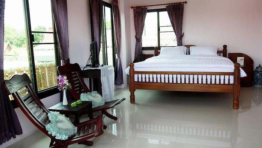 Bed and Breakfast Loy Manee House Аюттхая Номер фото